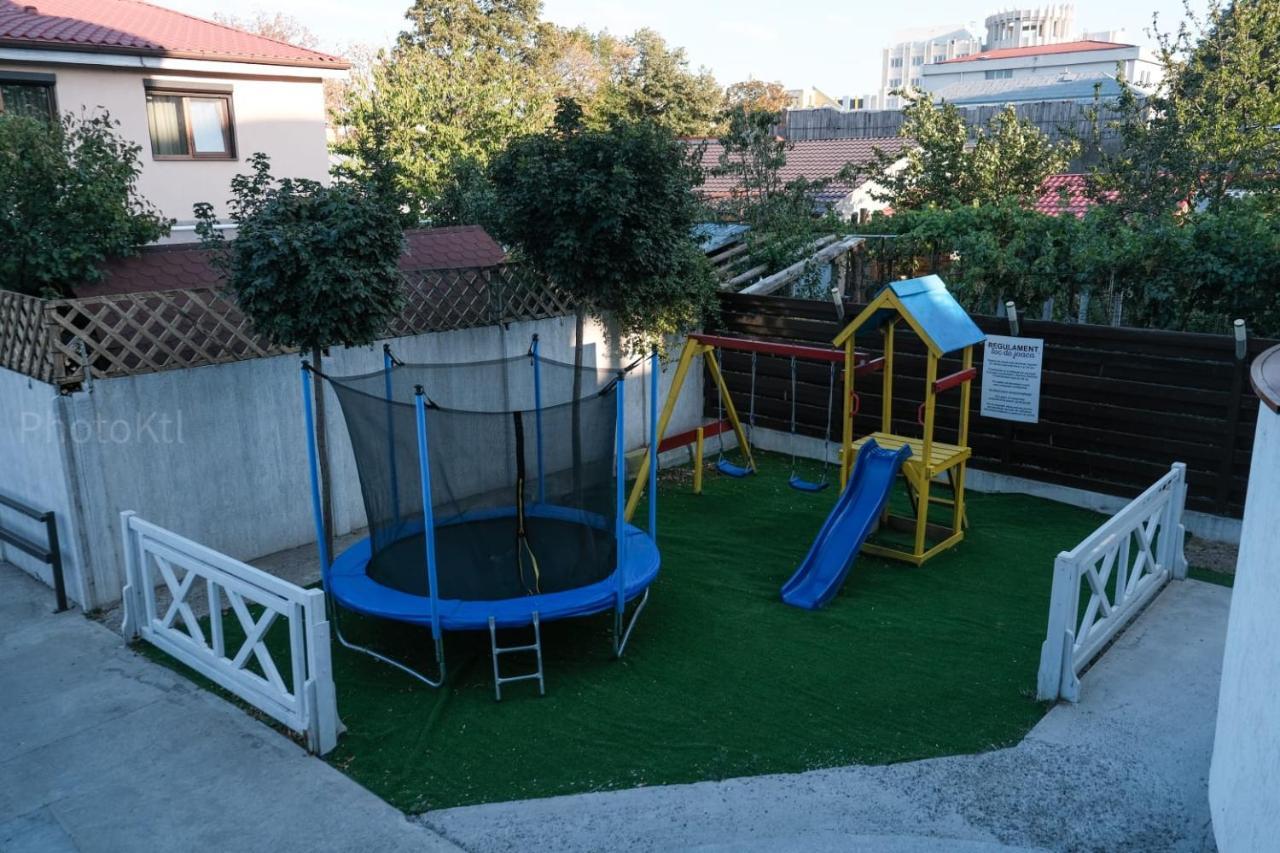 Hotel Bordeaux Galati  Bagian luar foto