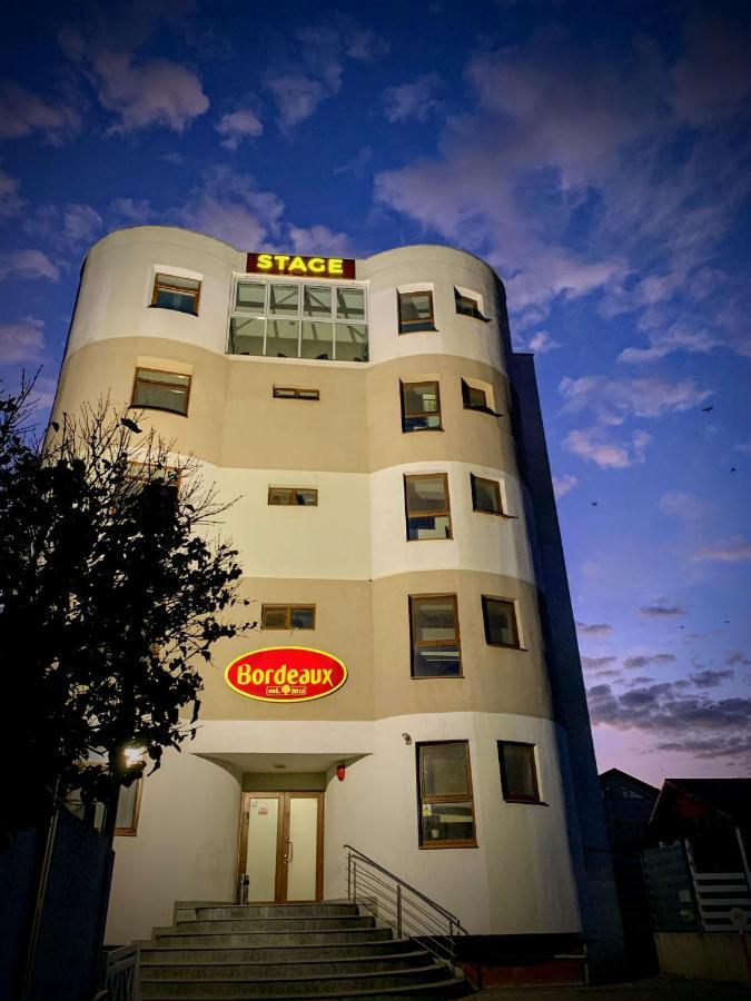 Hotel Bordeaux Galati  Bagian luar foto