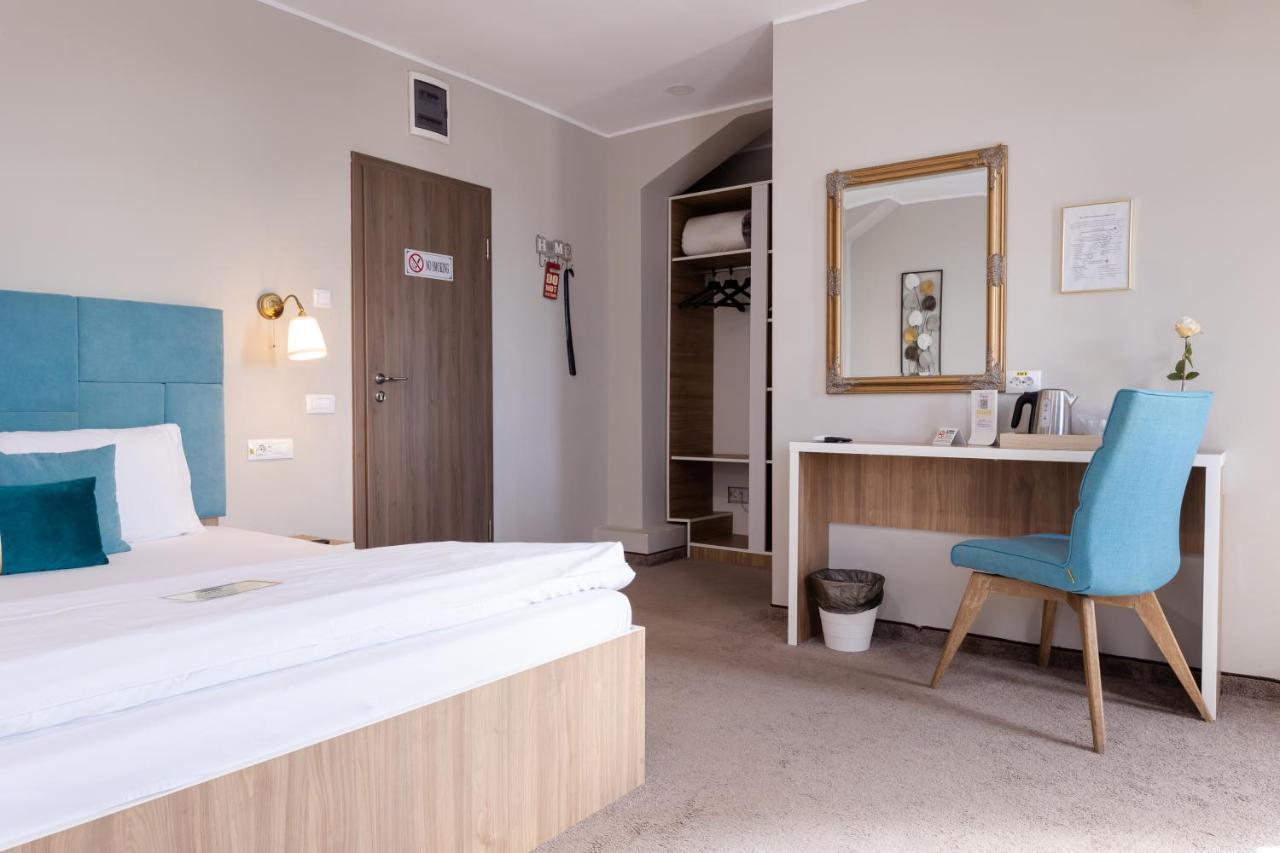 Hotel Bordeaux Galati  Bagian luar foto
