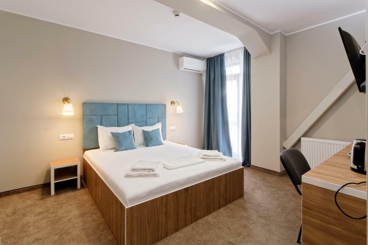 Hotel Bordeaux Galati  Bagian luar foto