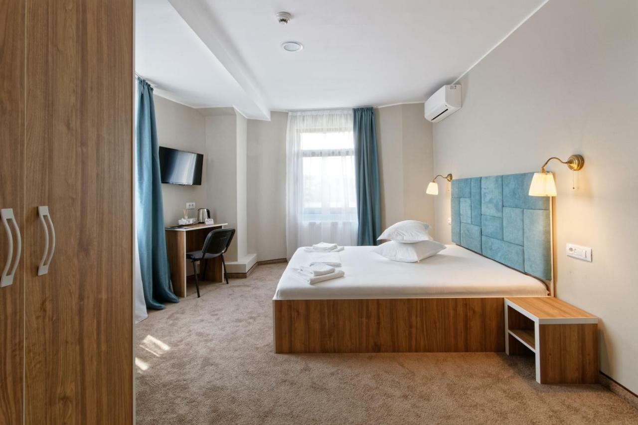 Hotel Bordeaux Galati  Bagian luar foto
